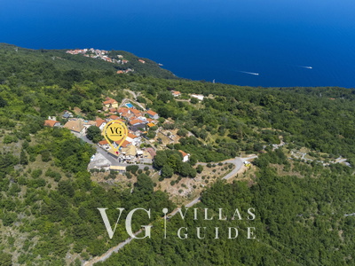 Stone House Zijavica with pool Microlocation