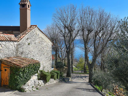 Villa Hidden world with pool