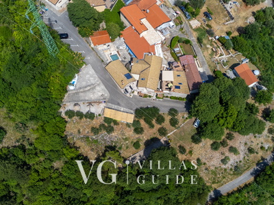 Villa Hidden world with pool Microlocation