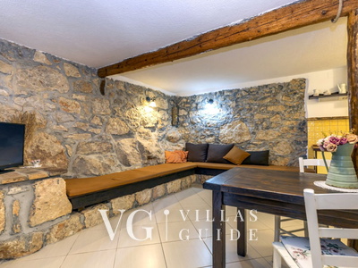 Villa Hidden world with pool Living room