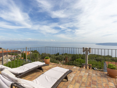 Villa Hidden world with pool