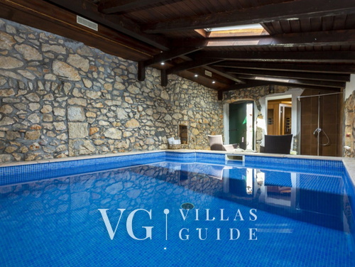 Villa Hidden world with pool
