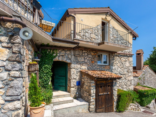 Villa Hidden world with pool