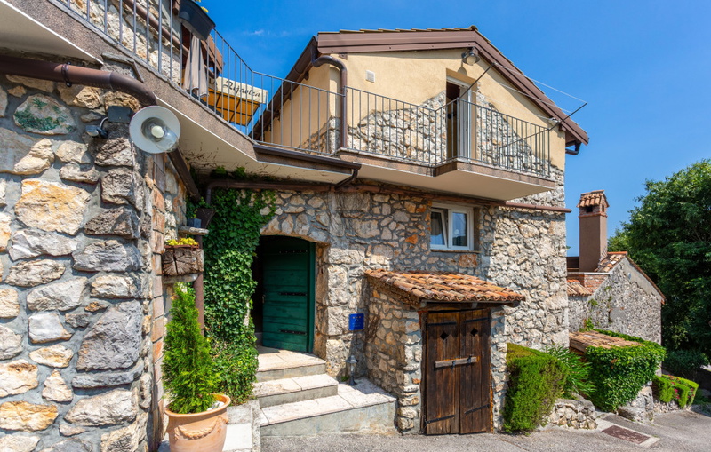 Villa Hidden world with pool