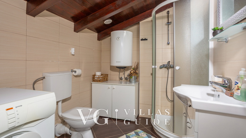 Villa Hidden world with pool&sauna&pet friendly Opatija Kupaonica