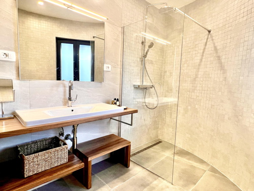 Villa Palazzo Blue pool&whirpool&beachfront- Opatija