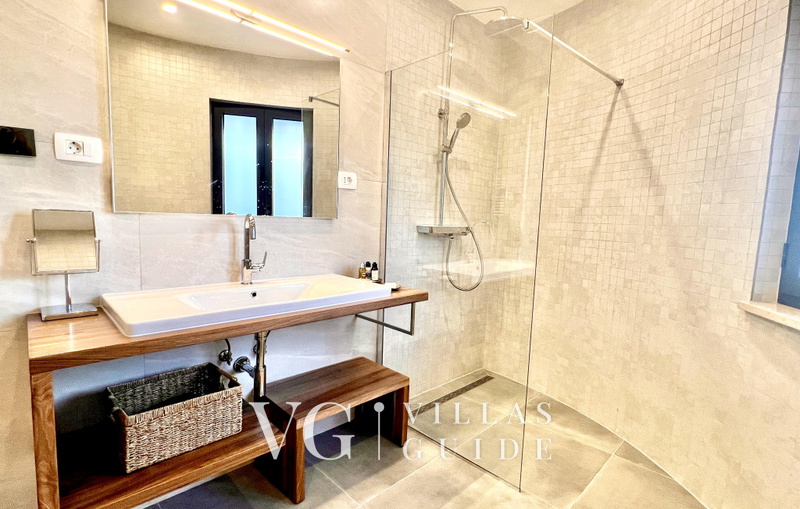 Villa Palazzo Blue pool&whirpool&beachfront- Opatija Bagno