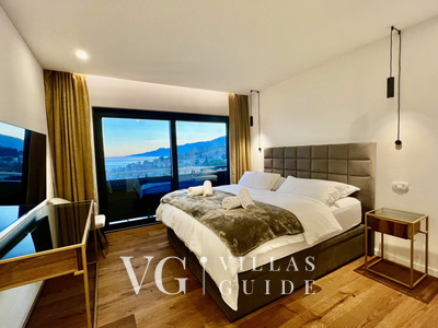 Villa Palazzo Blue pool&whirpool&beachfront- Opatija Bedroom