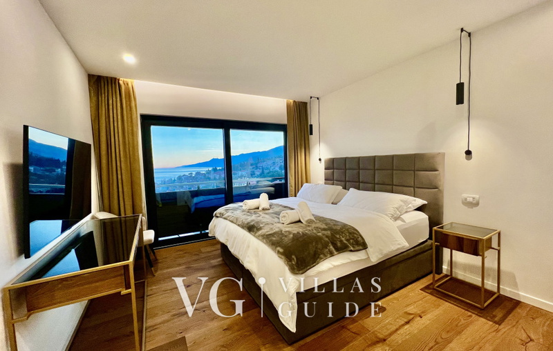 Villa Palazzo Blue pool&whirpool&beachfront- Opatija Camera da letto