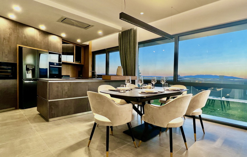 Villa Palazzo Blue pool&whirpool&beachfront- Opatija