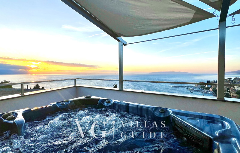 Villa Palazzo Blue pool&whirpool&beachfront- Opatija