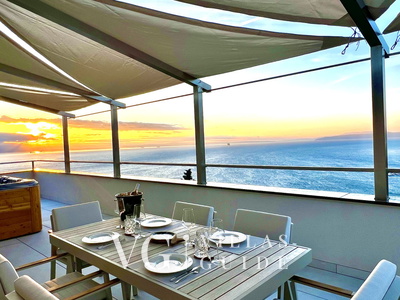 Villa Palazzo Blue pool&whirpool&beachfront- Opatija