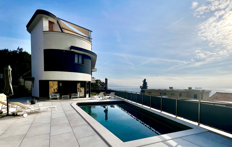 Villa Palazzo Blue pool&whirpool&beachfront- Opatija