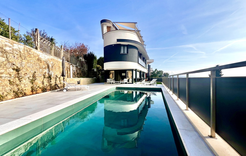 Villa Palazzo Blue pool&whirpool&beachfront- Opatija