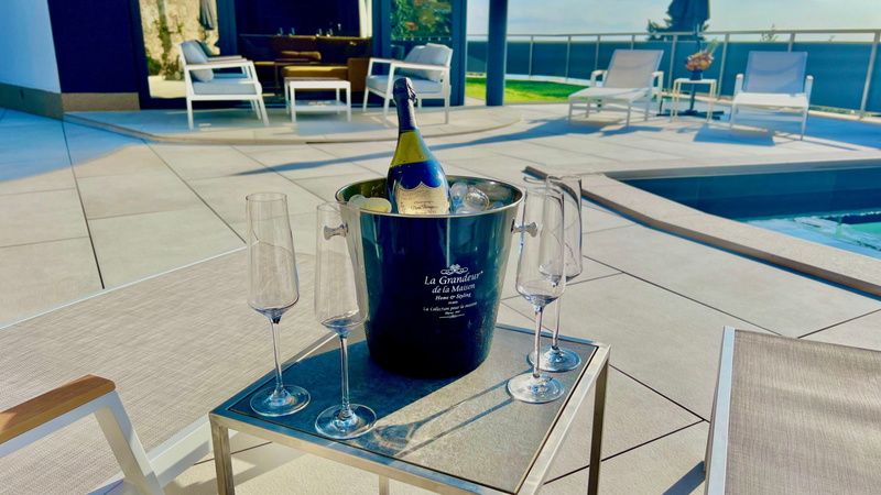 Villa Palazzo Blue pool&whirpool&beachfront- Opatija