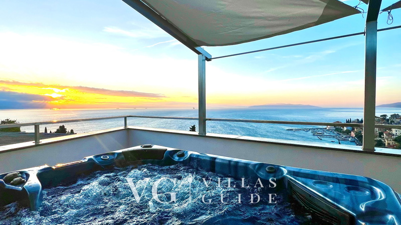 Villa Palazzo Blue pool&whirpool&beachfront- Opatija