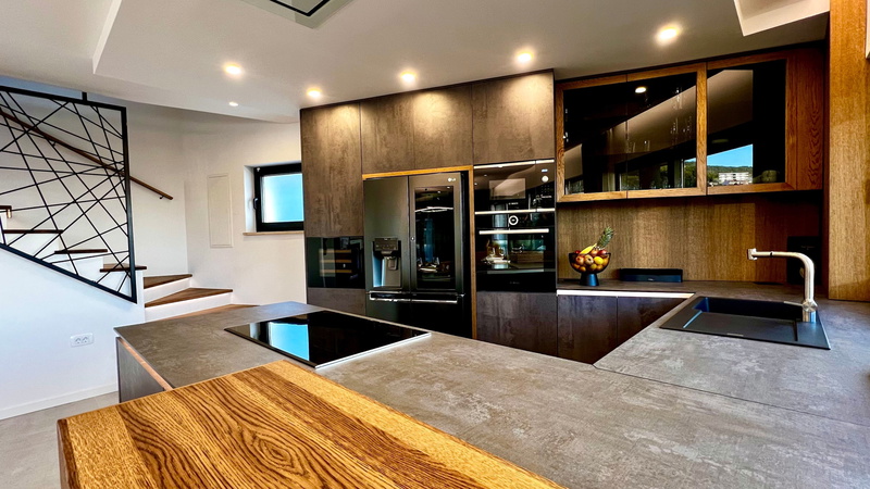 Villa Palazzo Blue pool&whirpool&beachfront- Opatija