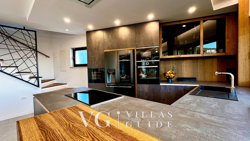 Villa Palazzo Blue pool&whirpool&beachfront- Opatija Kitchen