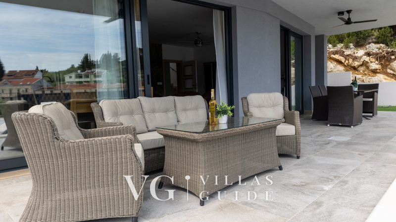 Villa Juma Garden and property exterior