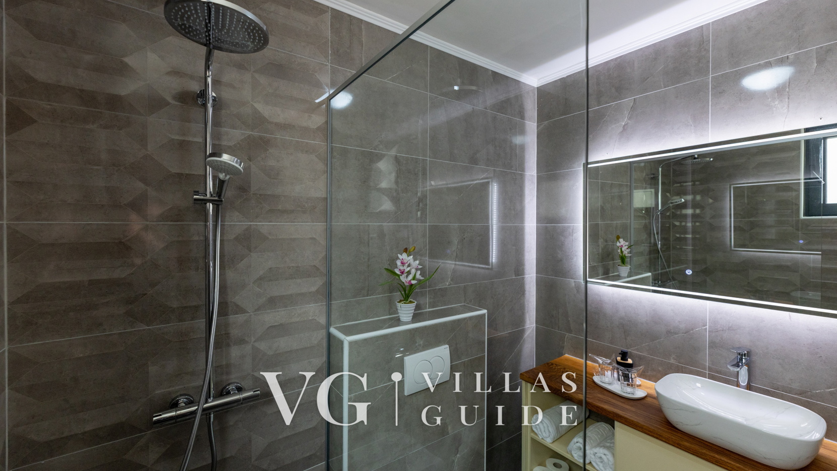 Villa Juma Bathroom