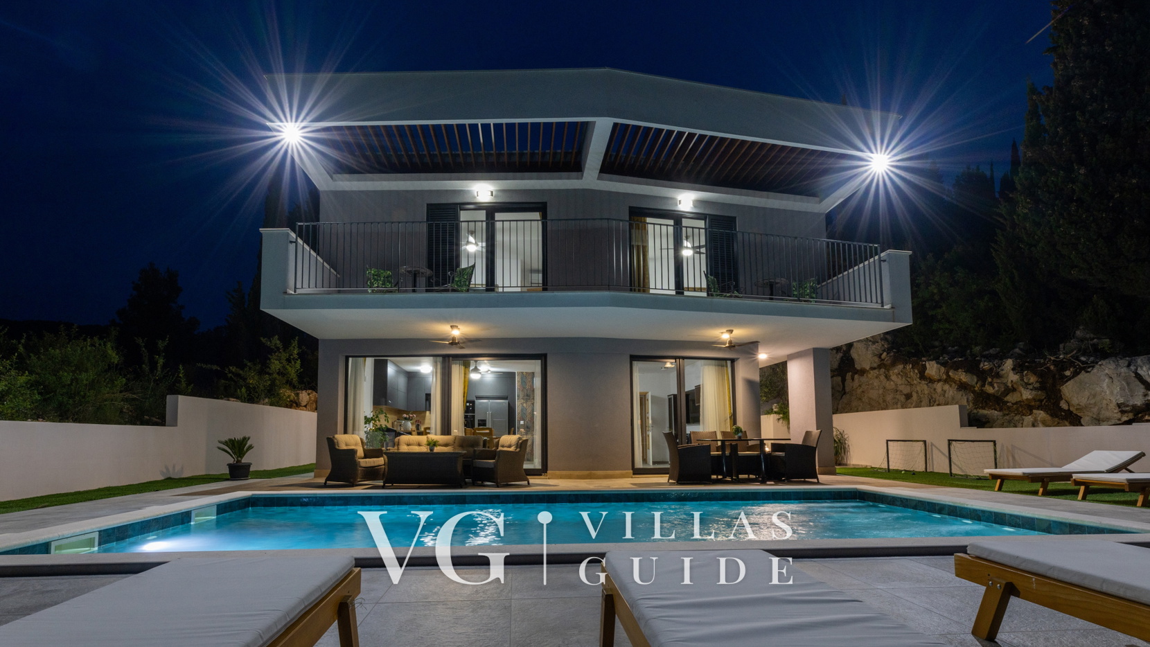 Villa Juma Garden and property exterior