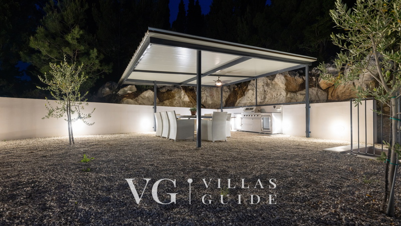 Villa Juma Additional content