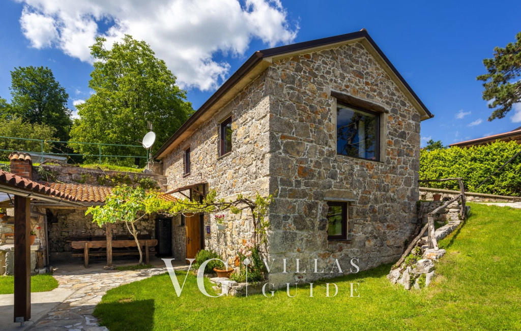 Casa  Antica - Storia Verde Opatija Garden and property exterior