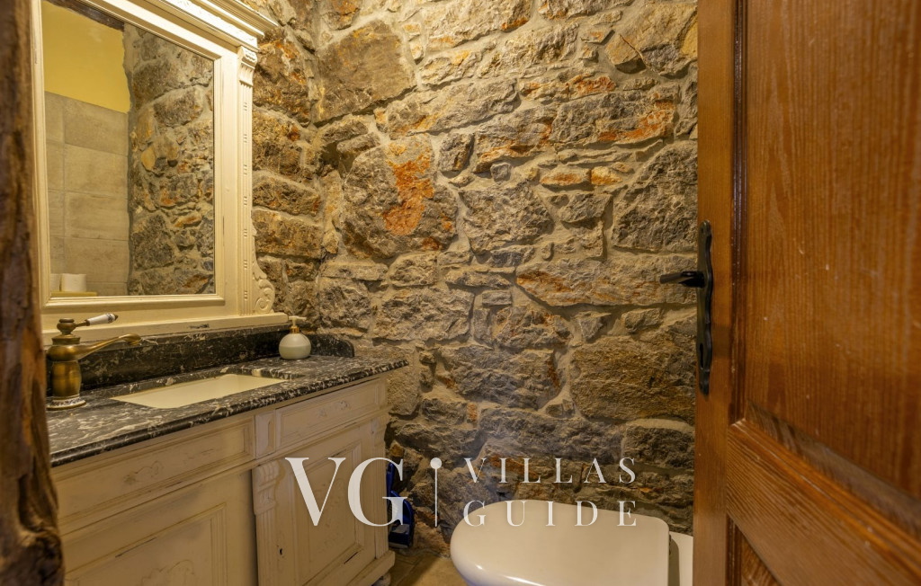 Casa  Antica - Storia Verde Opatija Bathroom