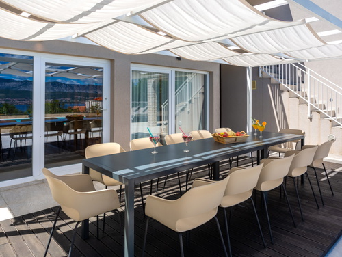 Vila Oleander pool&sea view&pet friendly- Malinska