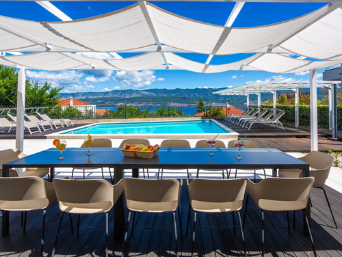 Vila Oleander pool&sea view&pet friendly- Malinska