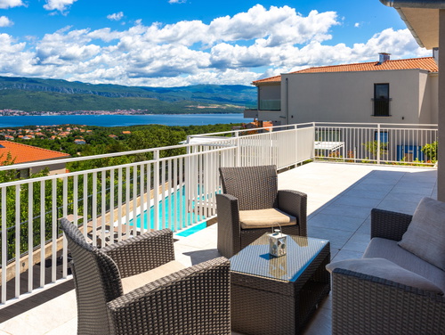 Vila Oleander pool&sea view&pet friendly- Malinska