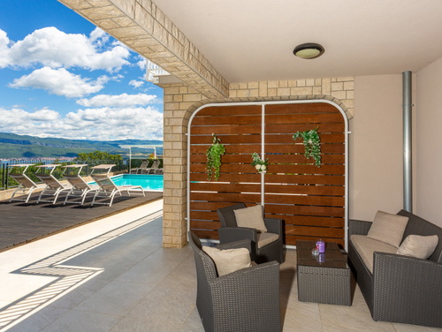 Vila Oleander pool&sea view&pet friendly- Malinska