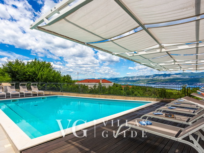 Vila Oleander pool&sea view&pet friendly- Malinska