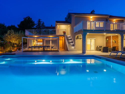 Vila Oleander pool&sea view&pet friendly- Malinska