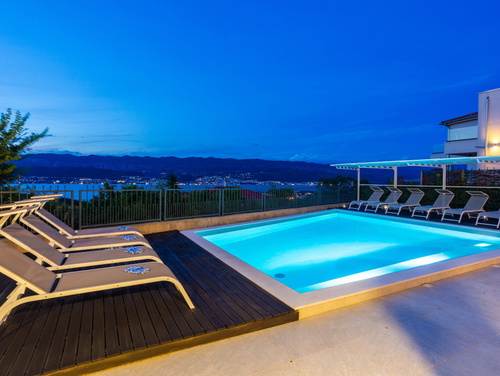 Vila Oleander pool&sea view&pet friendly- Malinska