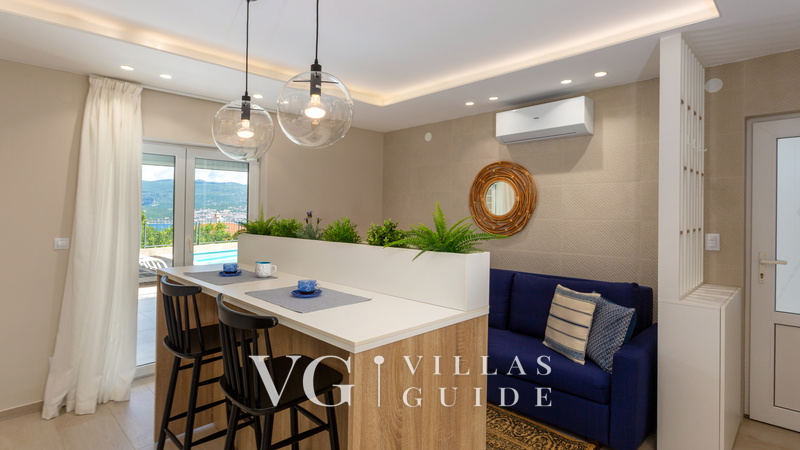 Vila Oleander pool&sea view&pet friendly- Malinska Living room