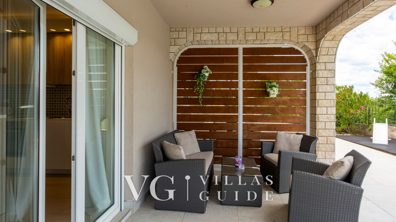 Vila Oleander pool&sea view&pet friendly- Malinska Dnevni boravak