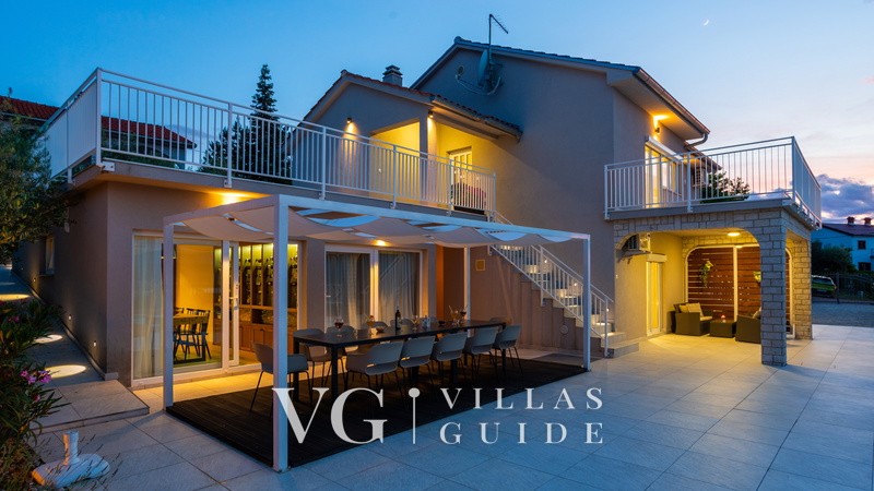 Vila Oleander pool&sea view&pet friendly- Malinska