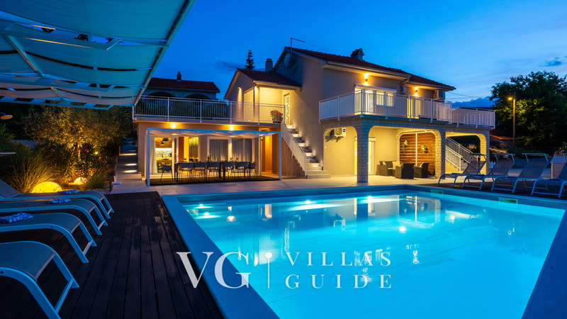 Vila Oleander pool&sea view&pet friendly- Malinska