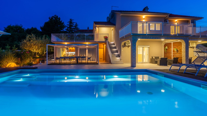Vila Oleander pool&sea view&pet friendly- Malinska