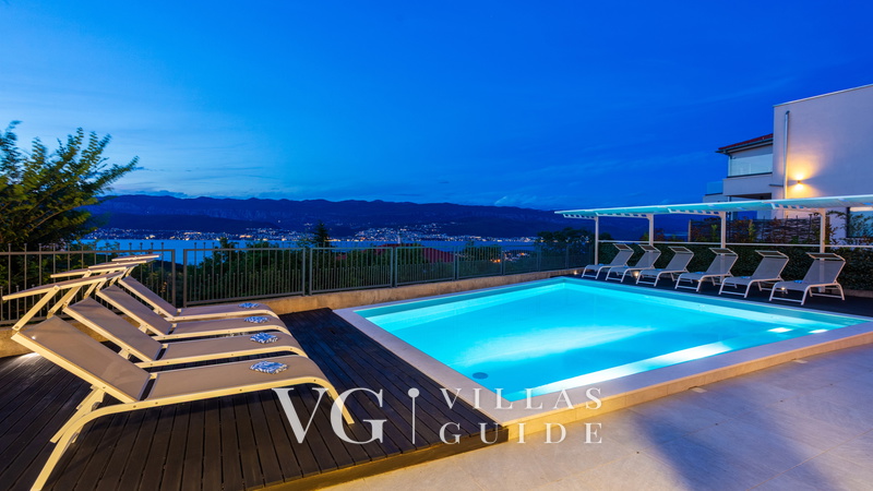 Vila Oleander pool&sea view&pet friendly- Malinska Pool