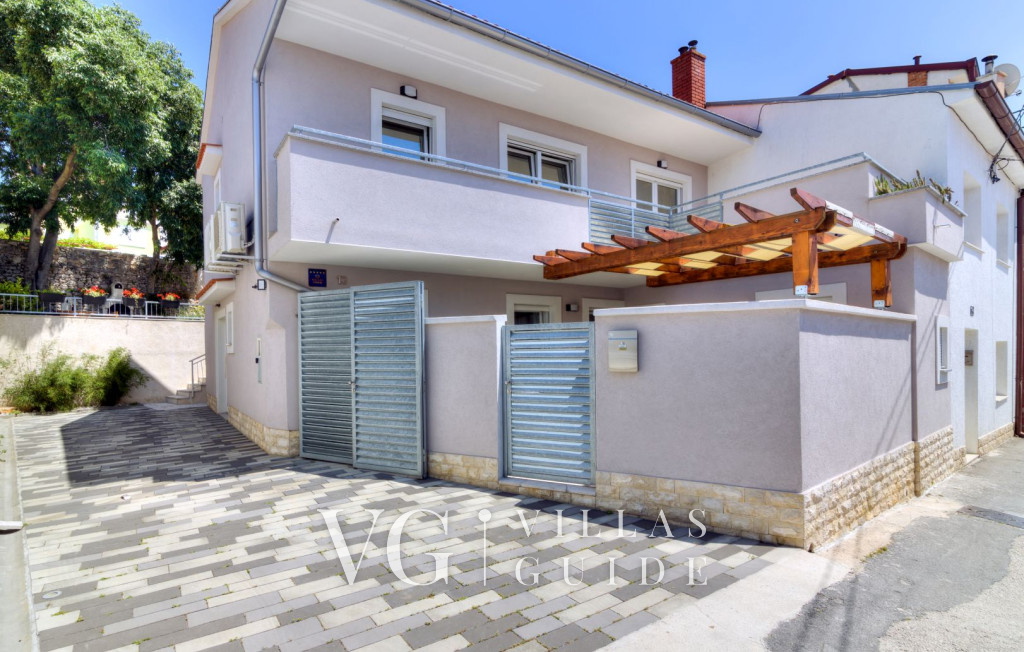 Villa Stella Blue Novi vinodolski Garden and property exterior