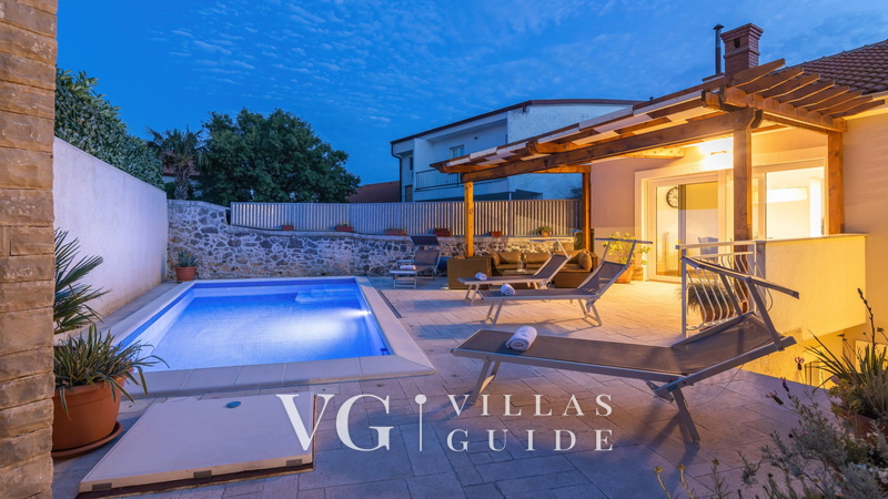 Villa Stella Blue Novi vinodolski Garden and property exterior