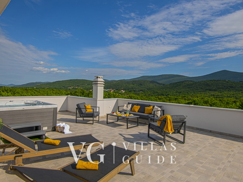Villa Danica with Pool & Whirlpool