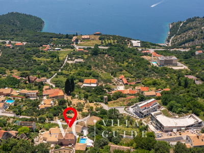 Villa Dia Garden and property exterior