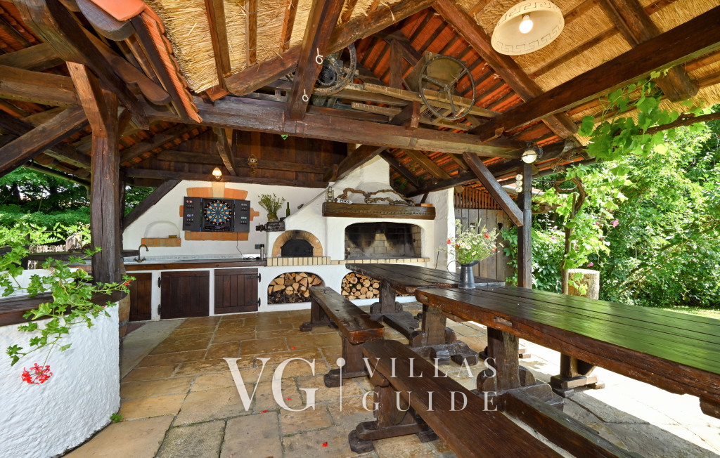 Oldwine House Ložnjak