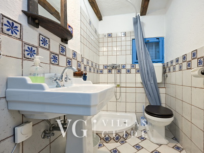 Oldwine House Ložnjak Kupaonica