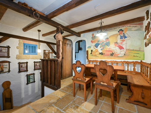 Oldwine House Ložnjak