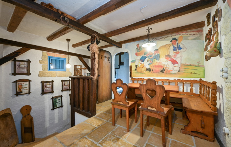 Oldwine House Ložnjak