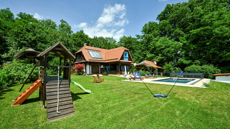 Oldwine House Ložnjak